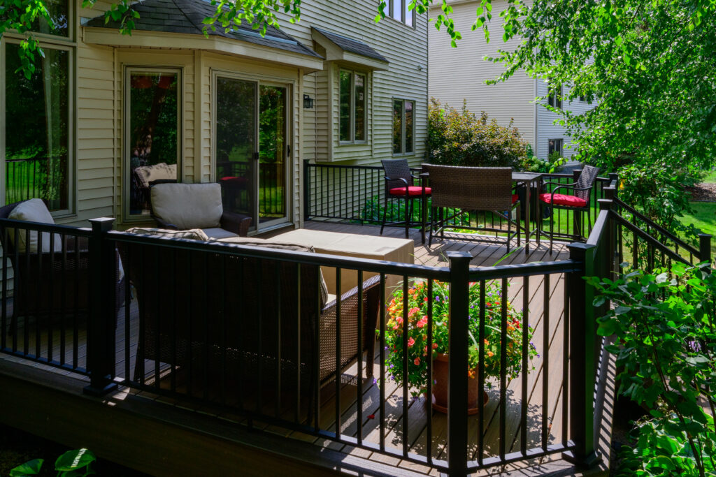 Composite Deck Installation in Rosemount — deck build